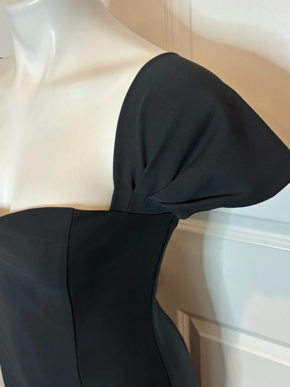 NWT Abercrombie & Fitch Black Off Shoulder Sweetheart Midi Sheath Dress S - Picture 4 of 11